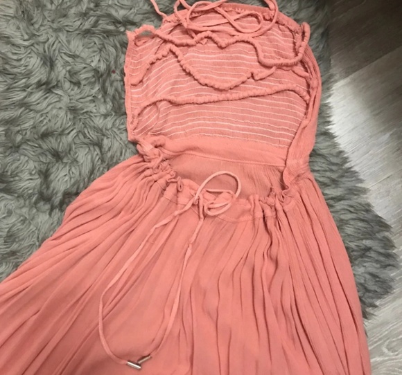 Open back Ruffle Maxi - Picture 5 of 9